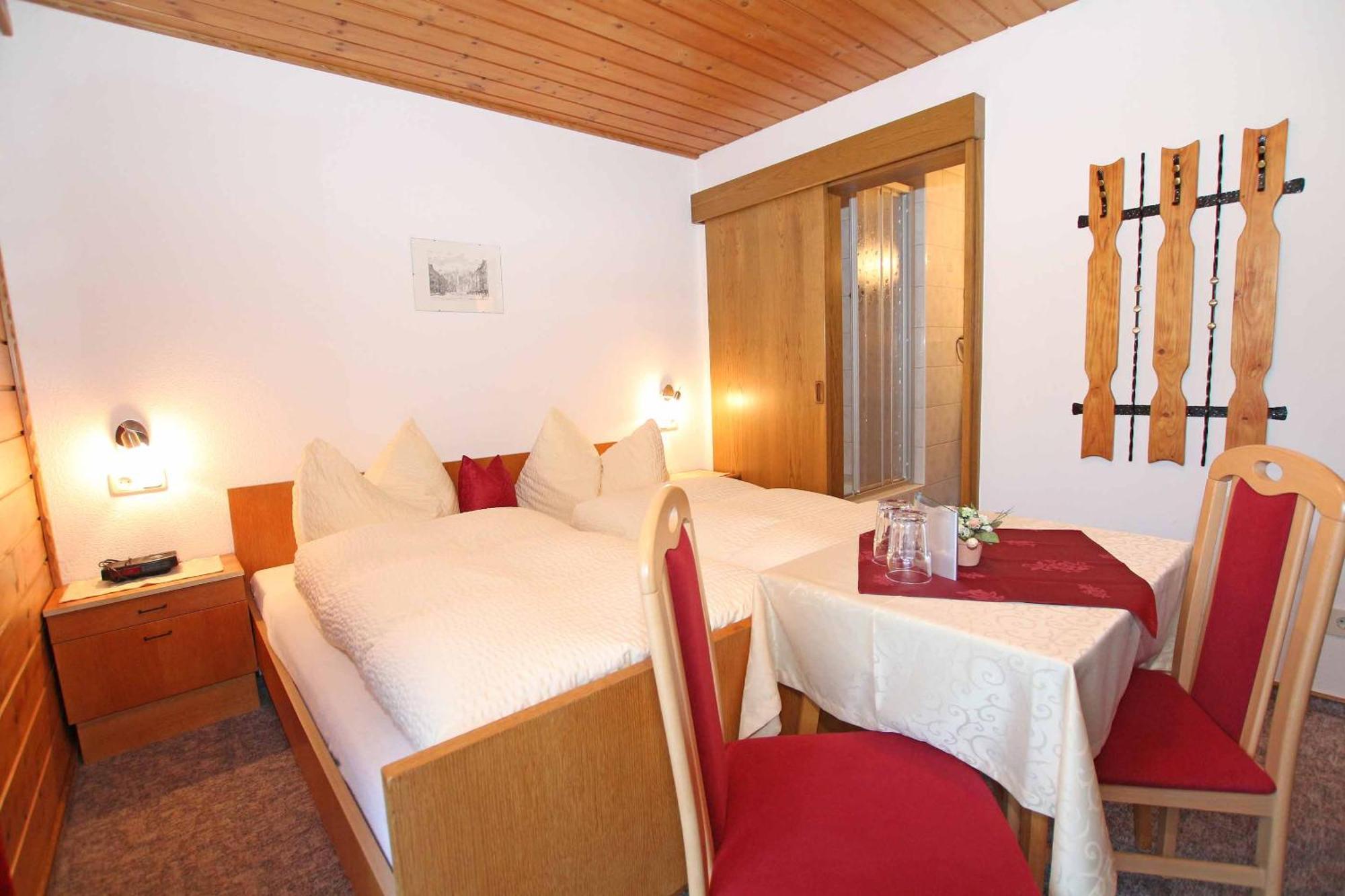 Pension Delacher Ried im Oberinntal Exterior photo