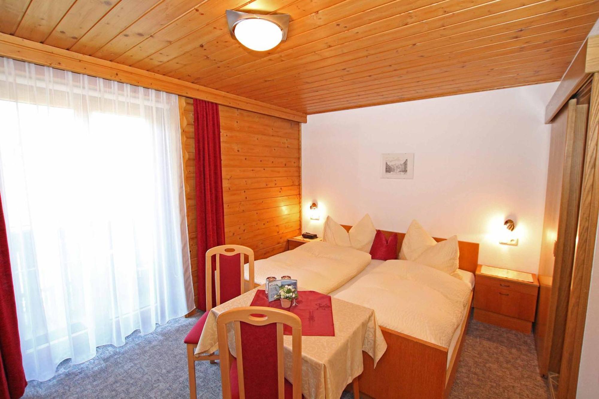 Pension Delacher Ried im Oberinntal Exterior photo