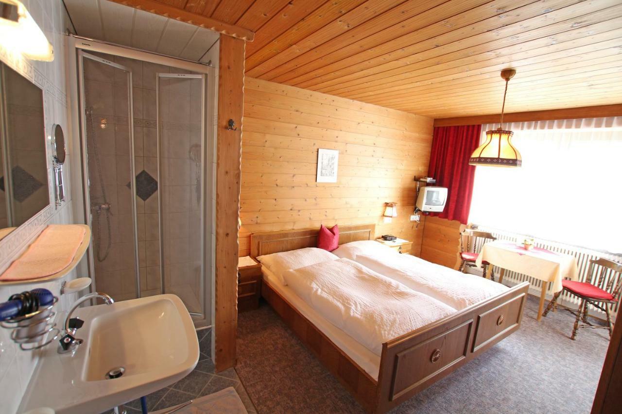 Pension Delacher Ried im Oberinntal Exterior photo