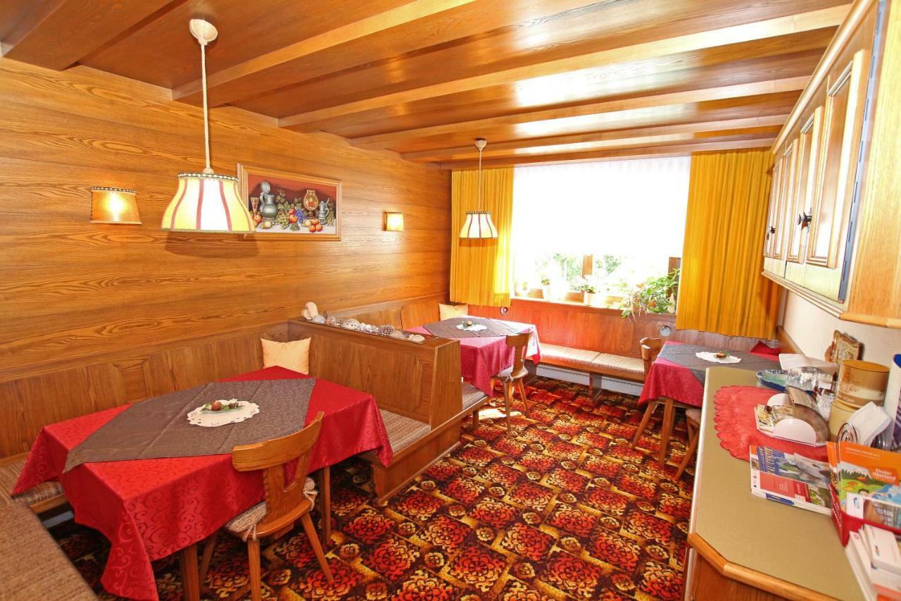 Pension Delacher Ried im Oberinntal Exterior photo
