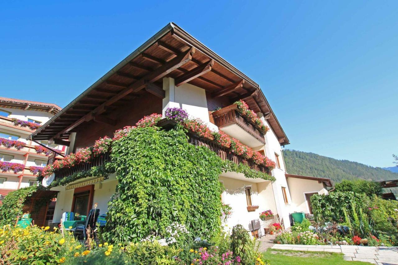 Pension Delacher Ried im Oberinntal Exterior photo